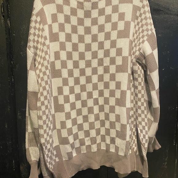 Checkered sweater - Picture 2 of 5